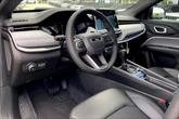 Thumbnail of 2025 Diamond Black Crystal Pearlcoat Jeep Compass