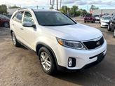 Thumbnail of 2014 Snow White Pearl Kia Sorento