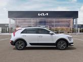 Thumbnail of 2025 Snow White Pearl Kia Niro