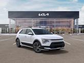 Thumbnail of 2025 Snow White Pearl Kia Niro