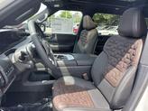 Thumbnail of 2025 Everest White Pearl Tricoat/Super Black Nissan Armada