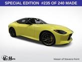 Photo of 2023 Ikazuchi Yellow Pearl Tricoat/Super Black Nissan Z