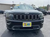 Thumbnail of 2020 Diamond Black Crystal Pearlcoat Jeep Grand Cherokee