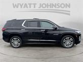 Thumbnail of 2023 Mosaic Black Metallic Chevrolet Traverse