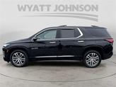 Thumbnail of 2023 Mosaic Black Metallic Chevrolet Traverse