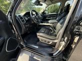 Thumbnail of 2022 Diamond Black Crystal Pearlcoat RAM 1500