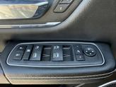 Thumbnail of 2022 Diamond Black Crystal Pearlcoat RAM 1500