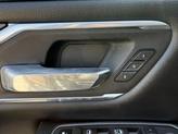 Thumbnail of 2022 Diamond Black Crystal Pearlcoat RAM 1500