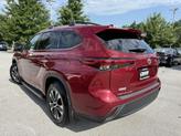 Thumbnail of 2022 Pearl Toyota Highlander