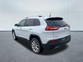 Thumbnail of 2017 Bright White Clearcoat Jeep Cherokee