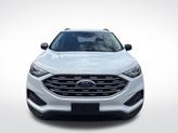 Thumbnail of 2022 Oxford White Ford Edge