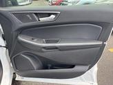 Thumbnail of 2022 Oxford White Ford Edge
