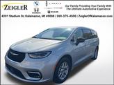 Photo of 2024 Silver Mist Clearcoat Chrysler Pacifica