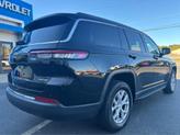 Thumbnail of 2022 Diamond Black Jeep Grand Cherokee L