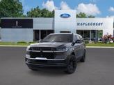 Thumbnail of 2025 Infinite Black Metallic Lincoln Navigator L