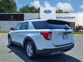 Thumbnail of 2022 Star White Ford Explorer
