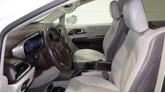 Thumbnail of 2017 White Chrysler Pacifica