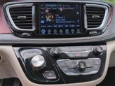 Thumbnail of 2017 Brilliant Black Crystal Pearlcoat Chrysler Pacifica