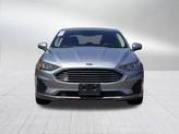 Thumbnail of 2020 Iconic Silver Metallic Ford Fusion