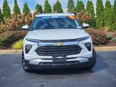 Thumbnail of 2025 Summit White Chevrolet Trailblazer