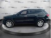 Thumbnail of 2017 black Jeep Grand Cherokee