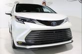 Thumbnail of 2021 Blizzard Pearl Toyota Sienna