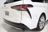 Thumbnail of 2021 Blizzard Pearl Toyota Sienna