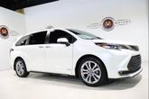 Thumbnail of 2021 Blizzard Pearl Toyota Sienna