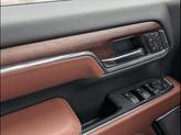 Thumbnail of 2025 White Frost Tricoat GMC Sierra 2500