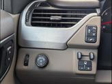 Thumbnail of 2015 Summit White Gaz GMC Yukon