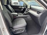 Thumbnail of 2025 Space White Metallic Ford Explorer