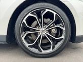 Thumbnail of 2014 White Platinum Metallic Tri-Coat Ford Taurus
