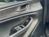 Thumbnail of 2022 Rocky Mountain Pearlcoat Jeep Grand Cherokee L