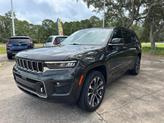 Thumbnail of 2022 Rocky Mountain Pearlcoat Jeep Grand Cherokee L