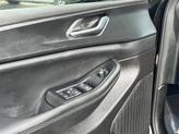 Thumbnail of 2024 Diamond Black Crystal Pearlcoat Jeep Grand Cherokee L
