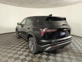 Thumbnail of 2026 Mosaic Black Metallic Chevrolet Equinox