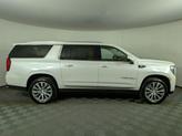 Thumbnail of 2021 White Frost Tri-Coat GMC Yukon XL