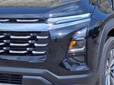 Thumbnail of 2026 Mosaic Black Metallic Chevrolet Equinox