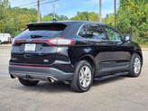 Thumbnail of 2016 White Platinum Metallic Tri-Coat Ford Edge
