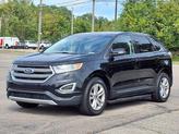 Photo of 2016 White Platinum Metallic Tri-Coat Ford Edge