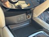 Thumbnail of 2019 Pearl White Tricoat Nissan Rogue Sport