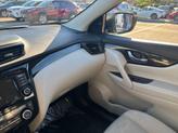 Thumbnail of 2019 Pearl White Tricoat Nissan Rogue Sport