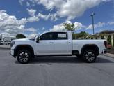 Thumbnail of 2025 White Frost Tricoat GMC Sierra 2500
