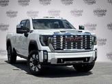 Thumbnail of 2025 White Frost Tricoat GMC Sierra 2500