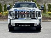 Thumbnail of 2025 White Frost Tricoat GMC Sierra 2500