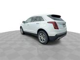 Thumbnail of 2023 Crystal White Tricoat Cadillac XT5