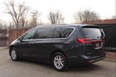 Thumbnail of 2021 Brilliant Black Crystal Pearlcoat Chrysler Pacifica