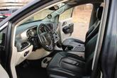 Thumbnail of 2021 Brilliant Black Crystal Pearlcoat Chrysler Pacifica