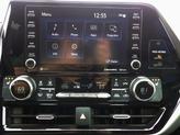 Thumbnail of 2022 Celestial Silver Metallic Toyota Highlander