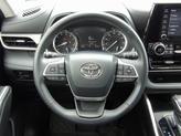Thumbnail of 2022 Celestial Silver Metallic Toyota Highlander